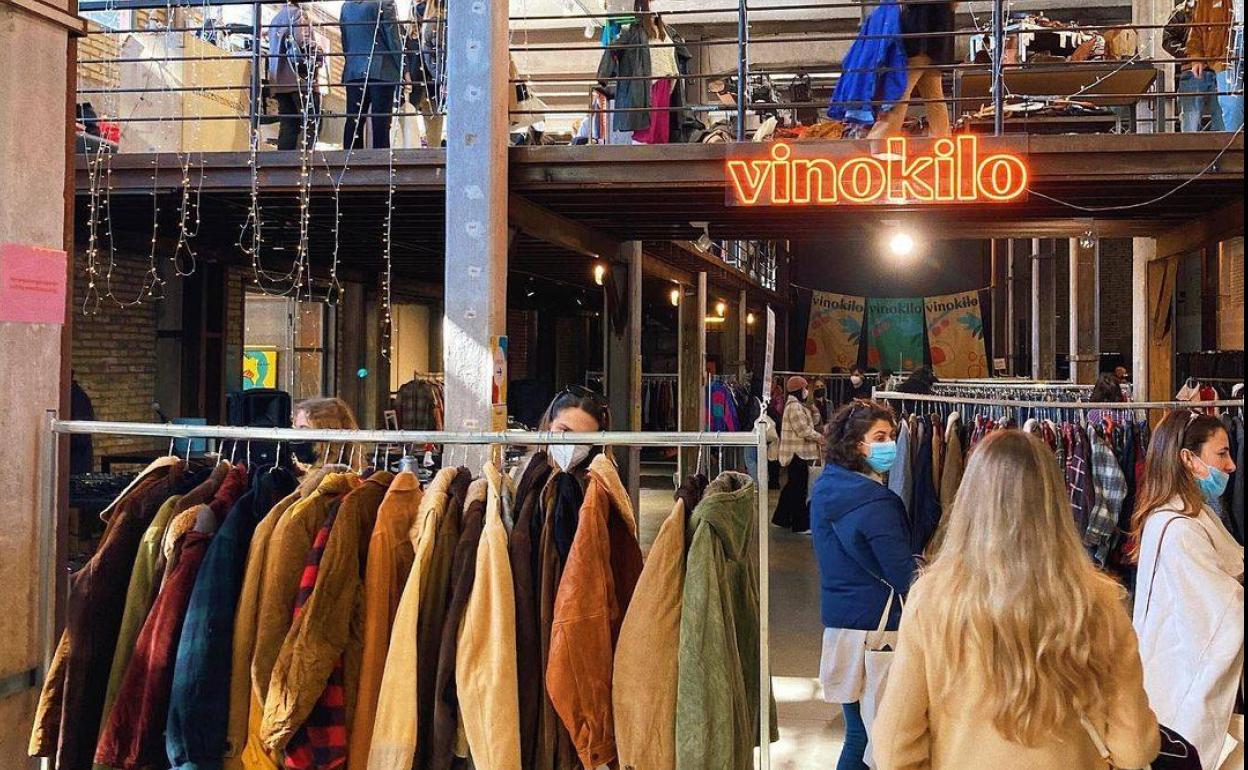 Tienda ropa vintage Euskadi El mayor market de ropa vintage por kilo de Europa vuelve a Euskadi El Correo